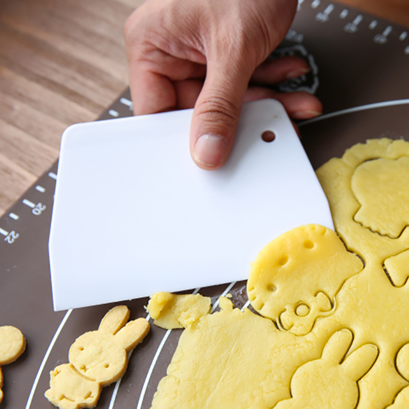 Spatule à crème incurvée utile, 1/2 pièces, coupe-pâte à Fondant, grattoir à gâteau, outil de pâtisserie, accessoires de cuisine