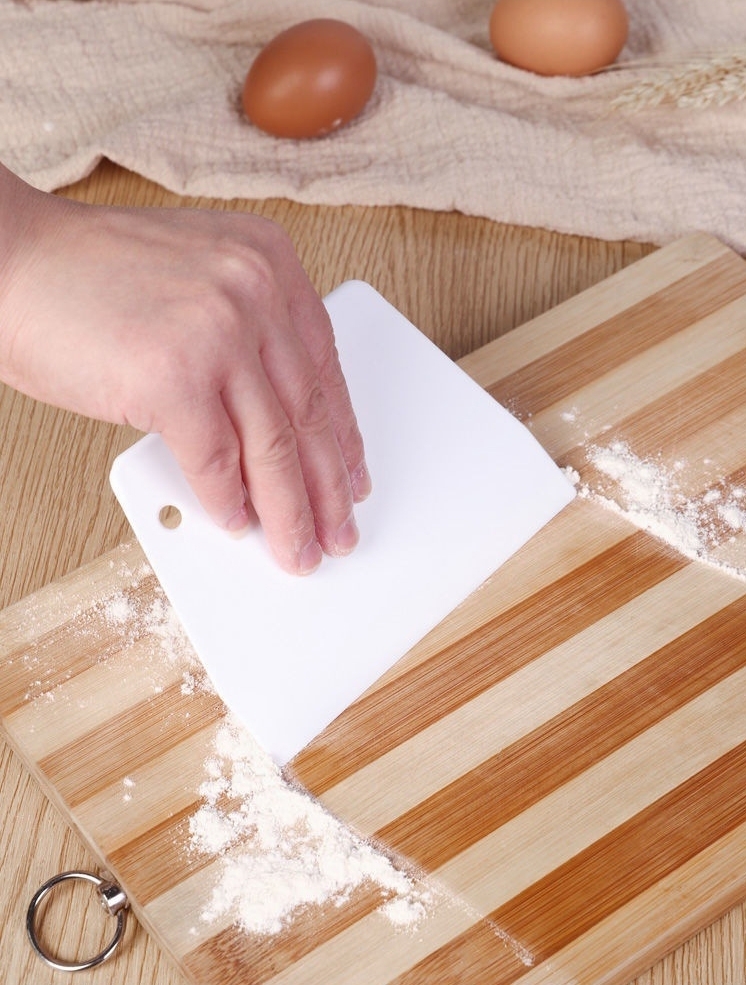 Spatule à crème incurvée utile, 1/2 pièces, coupe-pâte à Fondant, grattoir à gâteau, outil de pâtisserie, accessoires de cuisine